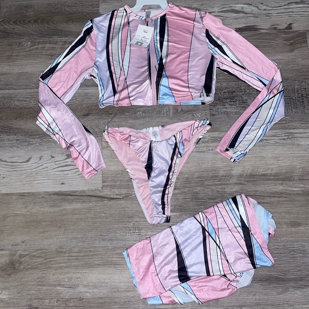 Good times USA pink white blue and black swimwear set NWT